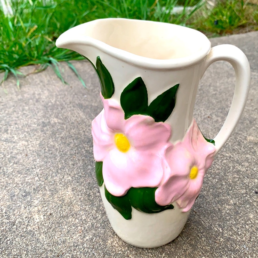 vintage pink flower vase •••signed by artist 1967